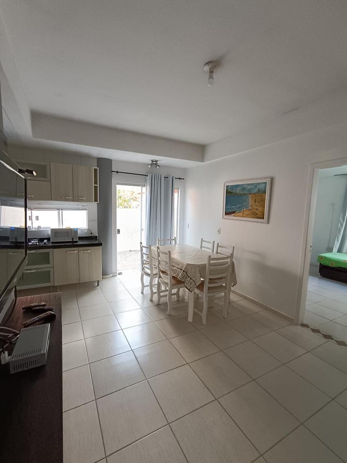 Residencial Nereu Apartment Bombinhas Exterior photo