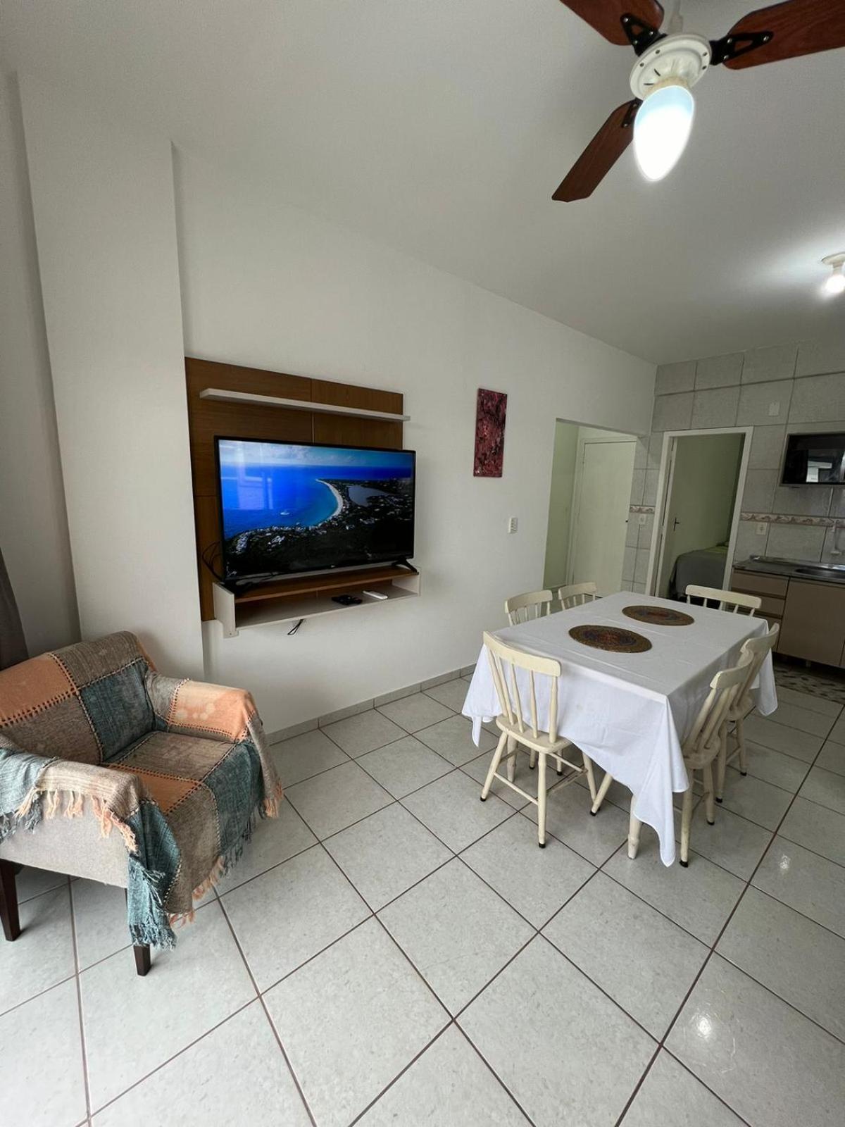 Residencial Nereu Apartment Bombinhas Exterior photo