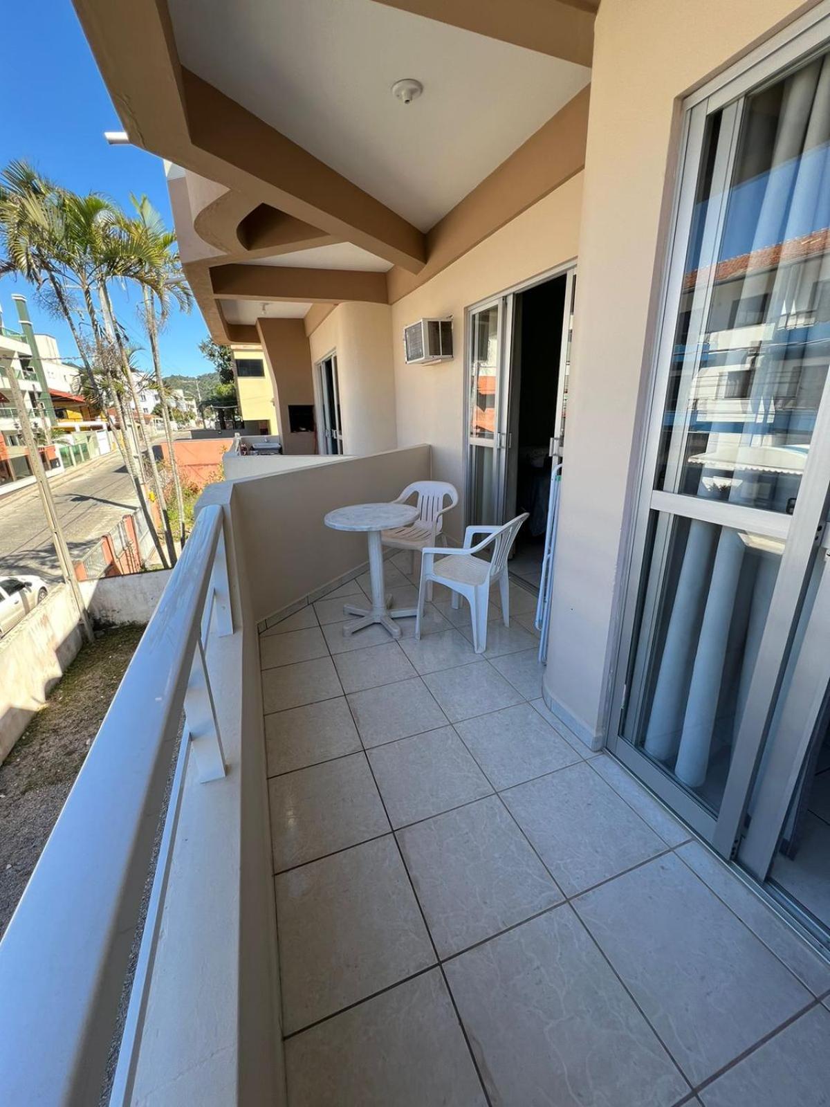 Residencial Nereu Apartment Bombinhas Exterior photo